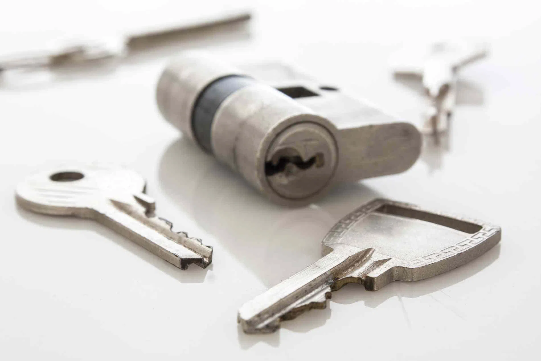 New York Locksmith And Doors New York, NY 212-918-5468