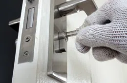 New York Locksmith And Doors, New York, NY 212-918-5468 - comm-02